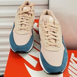 Women's Air Max 1 'Atomic Teal'